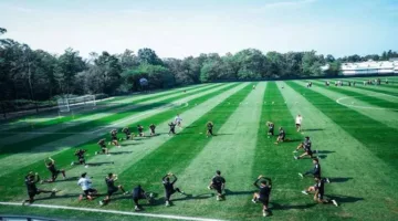 25 صورة من تدريب الأهلي الأخير تحضيراً لمباراة بورتو في كأس العالم
