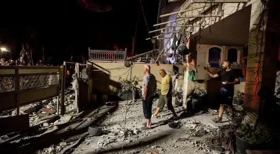 جيش الاحتلال: وفاة 10 إسرائيليين نتيجة الضربات الإيرانية يوم أمس جيش الاحتلال: وفاة 10 إسرائيليين نتيجة الضربات الإيرانية يوم أمس