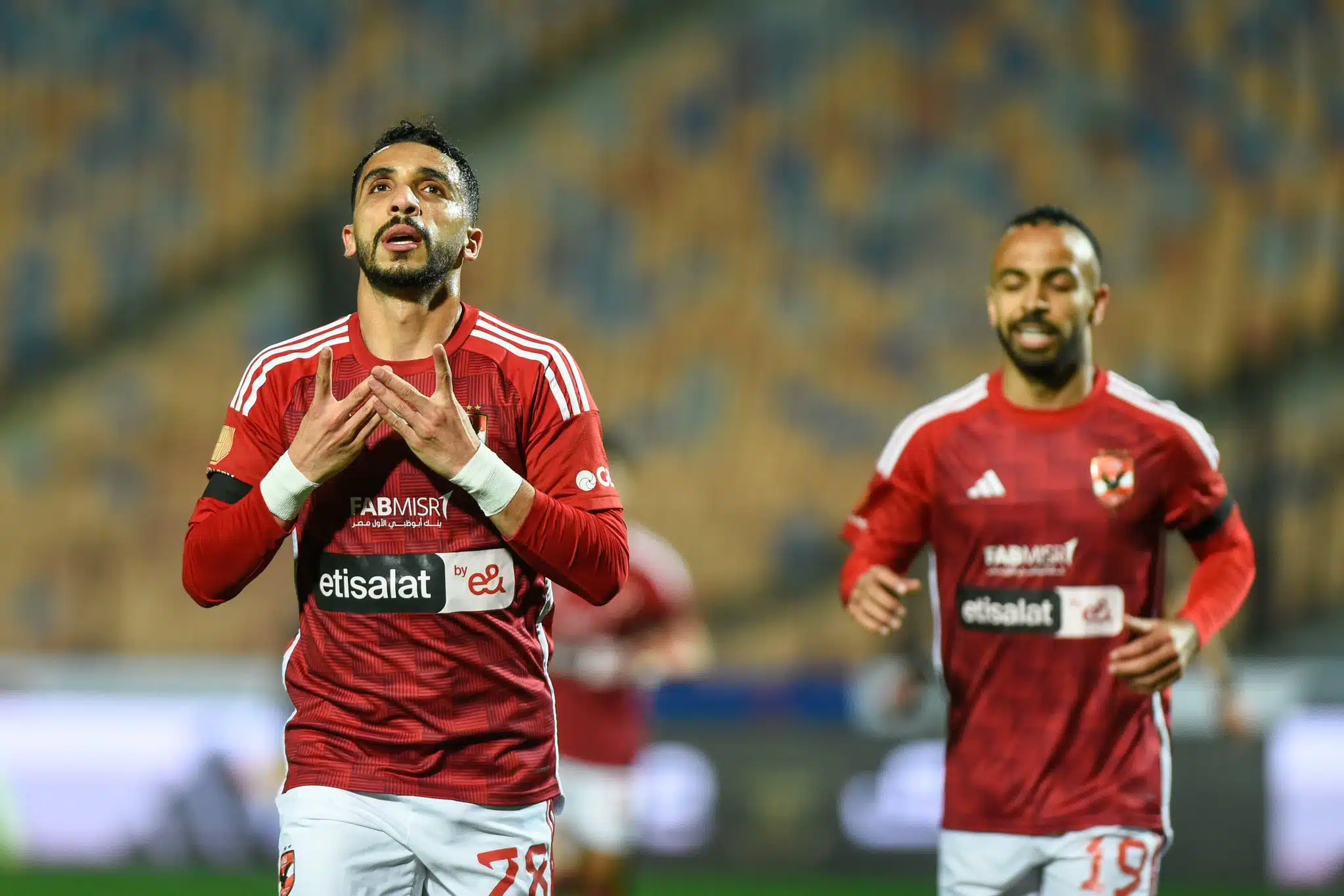 28 لاعباً في تشكيلة الأهلي للمشاركة في كأس العالم.. وكواليس قرار كريم فؤاد 28 لاعباً في تشكيلة الأهلي للمشاركة في كأس العالم.. وكواليس قرار كريم فؤاد