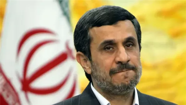 تقرير تلفزيون أذربيجان: اغتيال الرئيس الإيراني السابق “نجاد” برصاص في طهران. تقرير تلفزيون أذربيجان: اغتيال الرئيس الإيراني السابق “نجاد” برصاص في طهران.