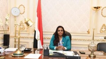 نائبة توافق على الميزانية العامة للدولة لعام 2025-2026 وتثني على توصيات خطة البرلمان