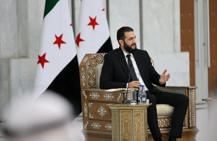 الرئيس السوري يتناقش مع كبار الشخصيات في القنيطرة والجولان حول الاعتداءات الإسرائيلية الرئيس السوري يتناقش مع كبار الشخصيات في القنيطرة والجولان حول الاعتداءات الإسرائيلية