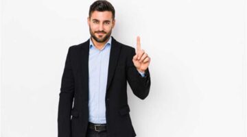 3 أبراج «لا تقبل بالمركز الثاني».. متفوقون يفضلون القمة ولا يخشون التنافس