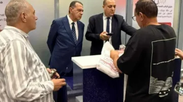 أثناء زيارة لمطار القاهرة.. رئيس مصلحة الجمارك: تسريع الإجراءات الجمركية وتسجيل الهواتف المحمولة إلكترونيًا