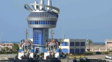 31 سفينة حاويات وبضائع عامة تمر عبر ميناء دمياط