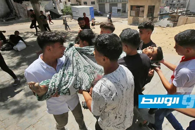 34 شهيدًا في اليوم الثاني لعيد الأضحى إثر غارات إسرائيلية على جنوب غزة 34 شهيدًا في اليوم الثاني لعيد الأضحى إثر غارات إسرائيلية على جنوب غزة