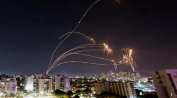 الحرس الثوري الإيراني ينذر سكان تل أبيب: اغادروا بأسرع وقت ممكن.