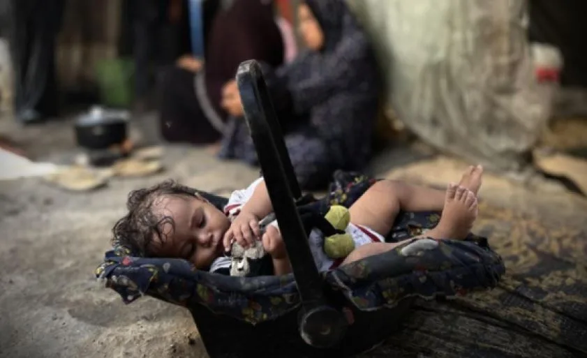 نقص الحليب: مستشفيان في غزة يحذران من خطر يهدد حياة الأطفال الرضع نقص الحليب: مستشفيان في غزة يحذران من خطر يهدد حياة الأطفال الرضع
