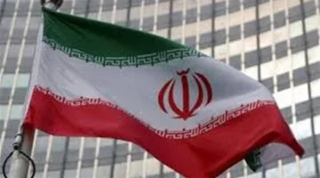 وزير الخارجية الروسي يعرب لنظيره الإيراني عن استعداد موسكو لدعم حل لمسألة البرنامج النووي.