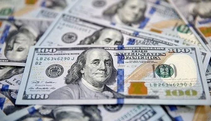 الأحد 15 يونيو 2025: ارتفاع قيمة الدولار مقابل الجنيه عند بدء التداول في البنوك، متجاوزًا الـ 50 جنيهًا. الأحد 15 يونيو 2025: ارتفاع قيمة الدولار مقابل الجنيه عند بدء التداول في البنوك، متجاوزًا الـ 50 جنيهًا.