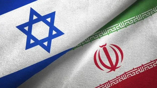 وسائل إعلام عبرية تدعي أن إسرائيل تهدف لإنهاء تصعيدها ضد إيران في غضون أيام وسائل إعلام عبرية تدعي أن إسرائيل تهدف لإنهاء تصعيدها ضد إيران في غضون أيام