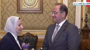 وزير المالية: الميزانية الجديدة تهدف إلى تقليص نسبة الدين إلى حوالي 82% من الناتج المحلي الإجمالي.
