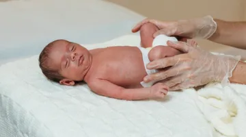 البكتيريا الأولى التي نتعرض لها بعد الولادة قد توفر لنا حماية من infections خطيرة.