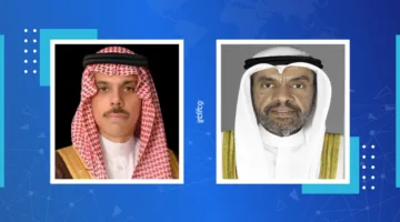 وزير الخارجية يناقش أحدث التطورات في المنطقة مع نظيره السعودي