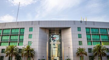 «الهيئة الصناعية» تشدد على ضرورة حماية المصانع الكبرى والمخزون الاستراتيجي في منطقة الشعيبة.