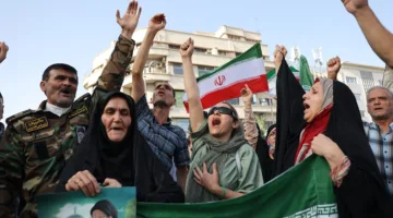 إيران تحذر الولايات المتحدة من «عواقب خطيرة» بعد الهجمات الأمريكية