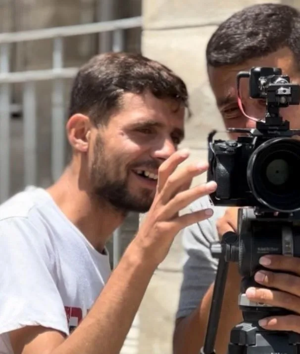 استشهاد مصور صحفي بعد تأثره بإصاباته من قصف إسرائيلي على غزة