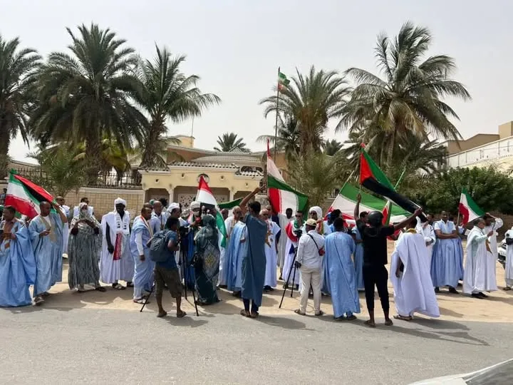 تظاهرات في موريتانيا رفضًا للاعتداءات على غزة وإيران تظاهرات في موريتانيا رفضًا للاعتداءات على غزة وإيران