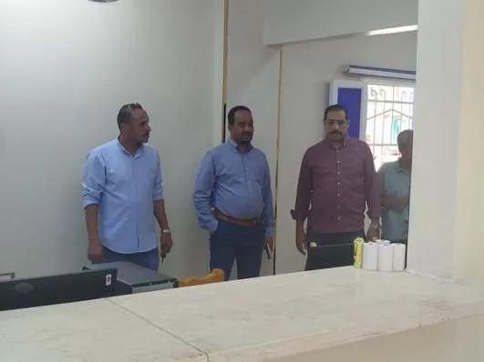 كهرباء قنا تدشّن مركزًا جديدًا لخدمة العملاء وشحن العدادات في منطقة الثانوية للبنات