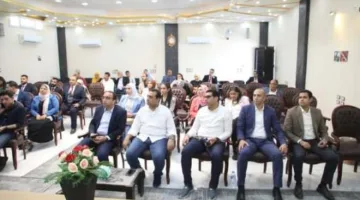 نائب محافظ قنا يشارك في جولة ميدانية لتفقد تجربة أول مجمع حكومي ذكي في مصر