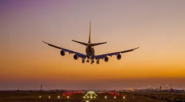 رئيس هيئة الطيران: وقف مؤقت لحركة الطيران في الأجواء الأردنية حتى إشعار جديد