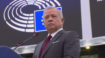 الملك: عالمنا يعاني من الفوضى