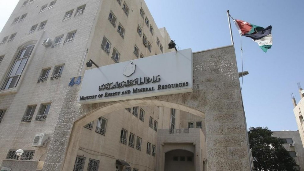 الحكومة: تدابير لضمان استمرارية المخزون وتوفير الوقود البديل لمدة 20 يومًا الحكومة: تدابير لضمان استمرارية المخزون وتوفير الوقود البديل لمدة 20 يومًا