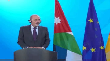 الصفدي: ن oppose امتلاك إيران للأسلحة النووية وندين الاعتداء الإسرائيلي عليها.