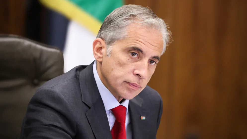 رئيس الوزراء يجتمع برئيسي مجلسي إدارة التلفزيون ووكالة الأنباء الأردنية رئيس الوزراء يجتمع برئيسي مجلسي إدارة التلفزيون ووكالة الأنباء الأردنية