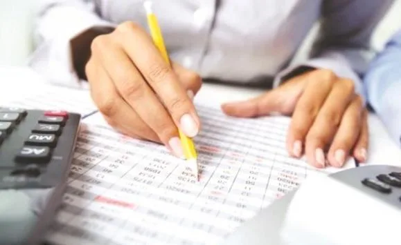 الأردن يكشف عن آلاف حالات التهرب الضريبي بفضل تقنيات الذكاء الاصطناعي الأردن يكشف عن آلاف حالات التهرب الضريبي بفضل تقنيات الذكاء الاصطناعي