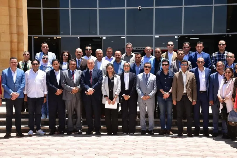 جامعة الوادي الجديد تستضيف نواب المحافظين الموقرين جامعة الوادي الجديد تستضيف نواب المحافظين الموقرين
