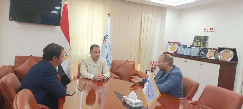 نائب وزير الصحة يزور مستشفى العلمين ويثني على كفاءة الفرق الطبية وجودة الخدمات الصحية المقدمة للمرضى.