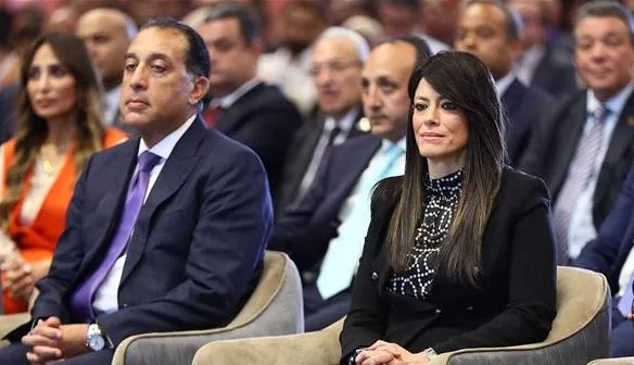 مدبولي: خطة لإطلاق إدارة وتشغيل أول مطار مصري قبل نهاية هذا العام مدبولي: خطة لإطلاق إدارة وتشغيل أول مطار مصري قبل نهاية هذا العام