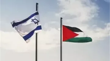 إعلام إيراني: الدفاعات الجوية تتصدى لأهداف معادية في بوشهر وطهران