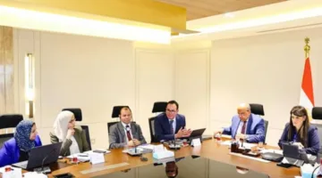 مصر والاتحاد الأوروبي يناقشان التحضيرات النهائية لآلية دعم الاقتصاد الكلي والميزانية