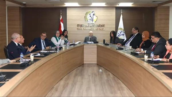 اللجنة التشريعية بالمجلس القومي للمرأة تعقد اجتماعها المنتظم وتستعرض برنامج عملها للفترة القادمة اللجنة التشريعية بالمجلس القومي للمرأة تعقد اجتماعها المنتظم وتستعرض برنامج عملها للفترة القادمة