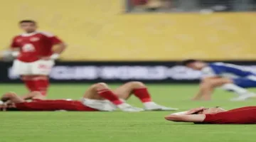 6 لقطات تعكس حزن لاعبي الأهلي بعد مغادرتهم كأس العالم للأندية