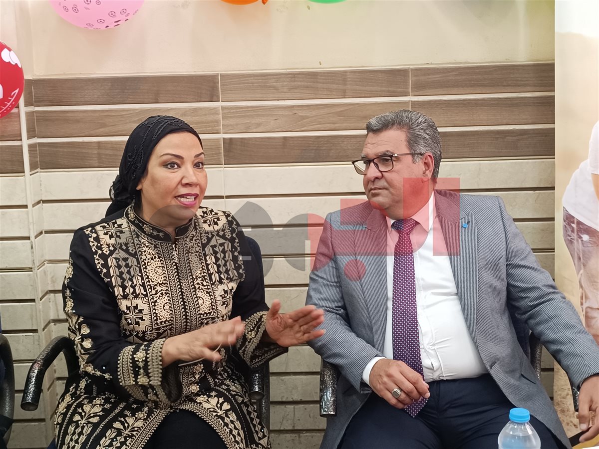 النائبة نشوي الديب ومحمد مرعي سكرتير عام مساعد محافظة الجيزة 