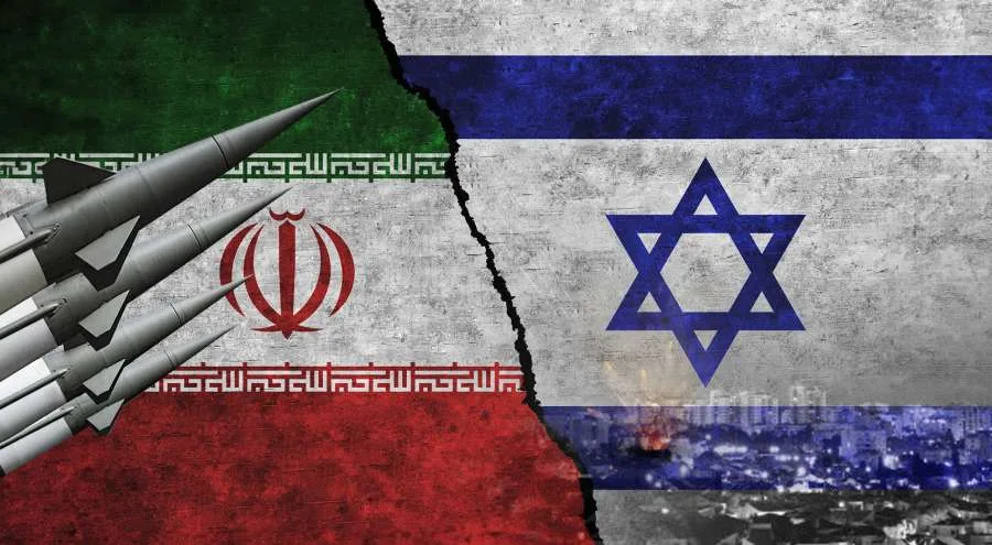 الحرس الثوري الإيراني: الدفاعات الإسرائيلية قامت باستهداف بعضها البعض الحرس الثوري الإيراني: الدفاعات الإسرائيلية قامت باستهداف بعضها البعض