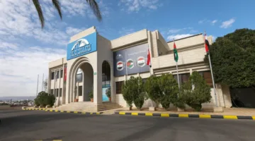العبادلة: “الجسر العربي” كخيار بديل لرحلات الطيران إلى الأردن ومنه