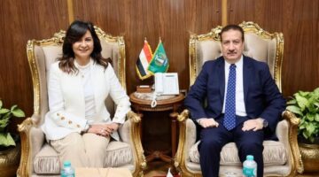 محافظ المنوفية يستقبل السفيرة نبيلة مكرم خلال إطلاق القافلة التنموية الشاملة
