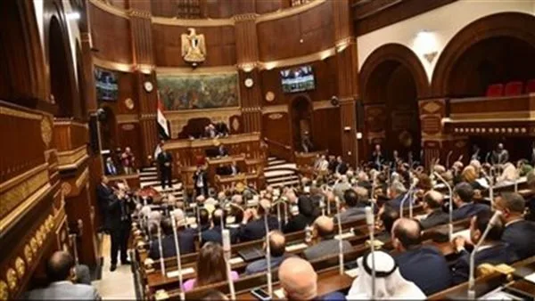 ترددات القنوات التي ستنقل مباراة الأهلي وباتشوكا اليوم: توقيت المباراة والمعلقين