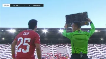 الظهور الرسمي الأول لزيزو مع الأهلي ضد باتشوكا في اللقاء الودي