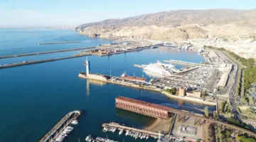 وزيرة من الكونغو تُثني على موانئ المغرب ودورها في توصيل إفريقيا بأسواق العالم.