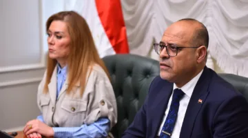 وزير العمل يلتقي المدير التنفيذي للأكاديمية الوطنية للتدريب لتعزيز التعاون واستكشاف الملفات المستقبلية