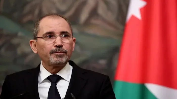 الصفدي يتوجه في زيارة عمل إلى إسطنبول الصفدي يتوجه في زيارة عمل إلى إسطنبول