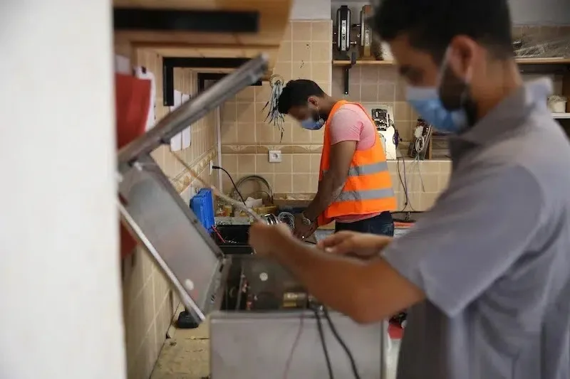 245 مليار درهم عائدات شركات منطقة طنجة وإفلاس 1000 منها سنوياً 245 مليار درهم عائدات شركات منطقة طنجة وإفلاس 1000 منها سنوياً