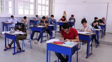 البيضاء: تكريم الطالب الحائز على أعلى معدل وطني في امتحانات البكالوريا