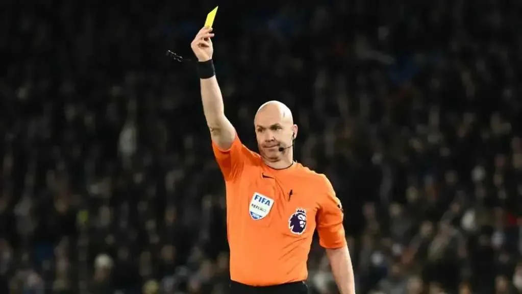 من هو المتولي لإدارة مباراة الأهلي وبالميراس في كأس العالم للأندية 2025؟ من هو المتولي لإدارة مباراة الأهلي وبالميراس في كأس العالم للأندية 2025؟