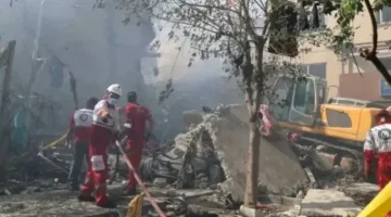 قناة الجزيرة مباشر: إسرائيل تعلن عن ضربة جديدة تستهدف المشروع النووي في أصفهان.
